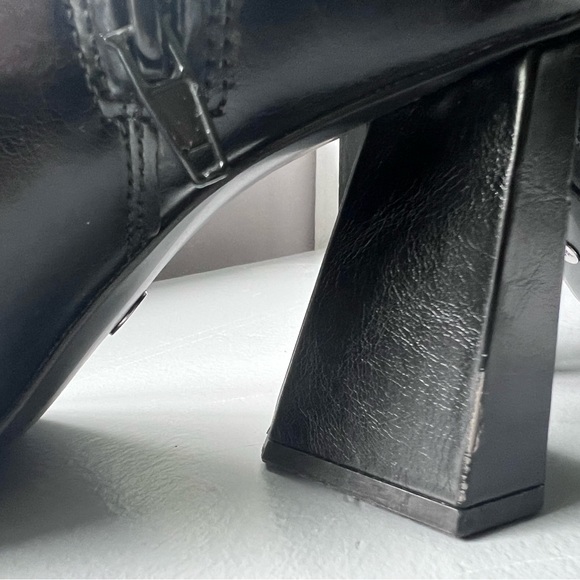 Triangular Zara heeled boots - Picture 4 of 6